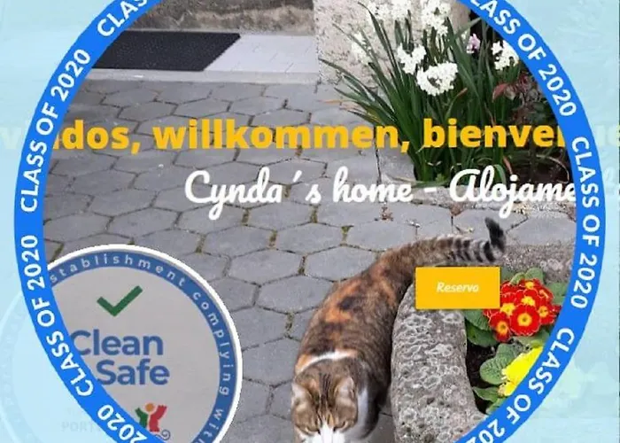 Homestay Cynda's *